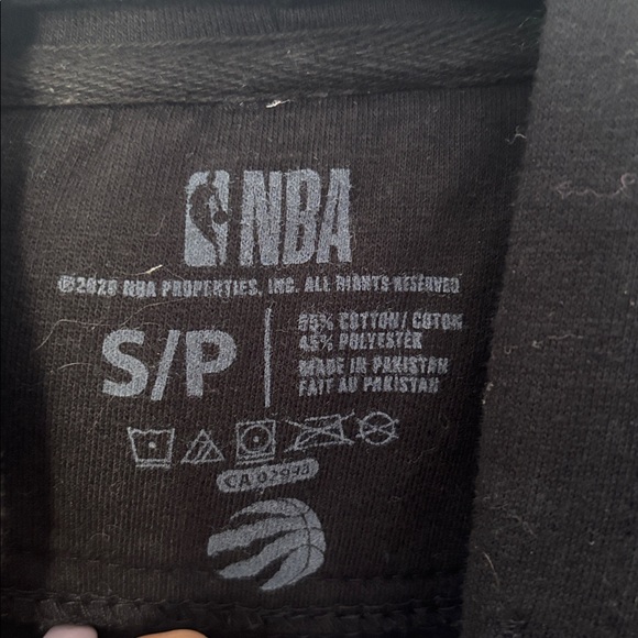 NBA Black Raptors Hoodie - Picture 4 of 4